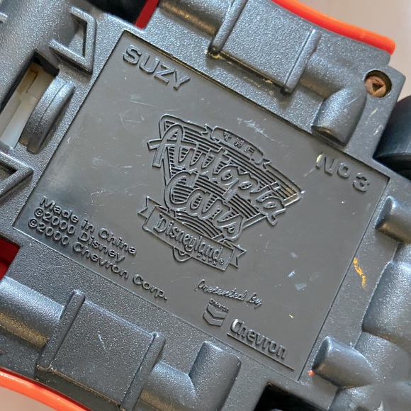 Disney Chevron Autopia Cars Lot - Picture 8 of 10